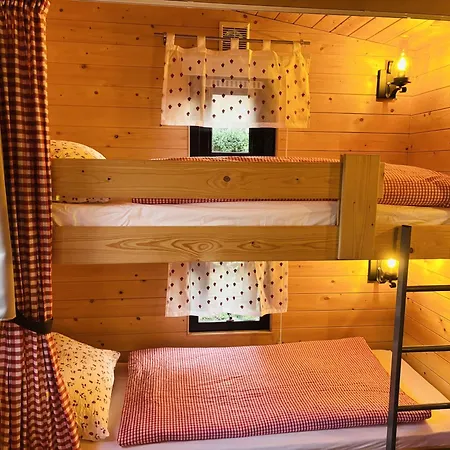 Josef Chalet *